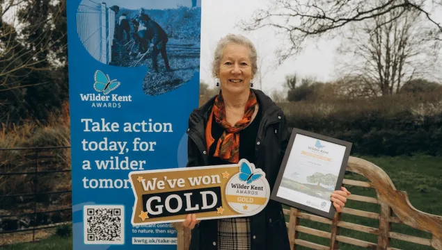 Invicta Sun Club with their Gold Wilder Kent Award.